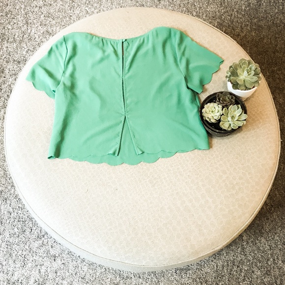 LUSH Green crop top - Picture 5 of 5